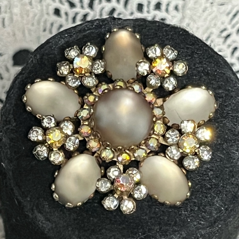 Vintage Pearl and Crystal Floral Brooch